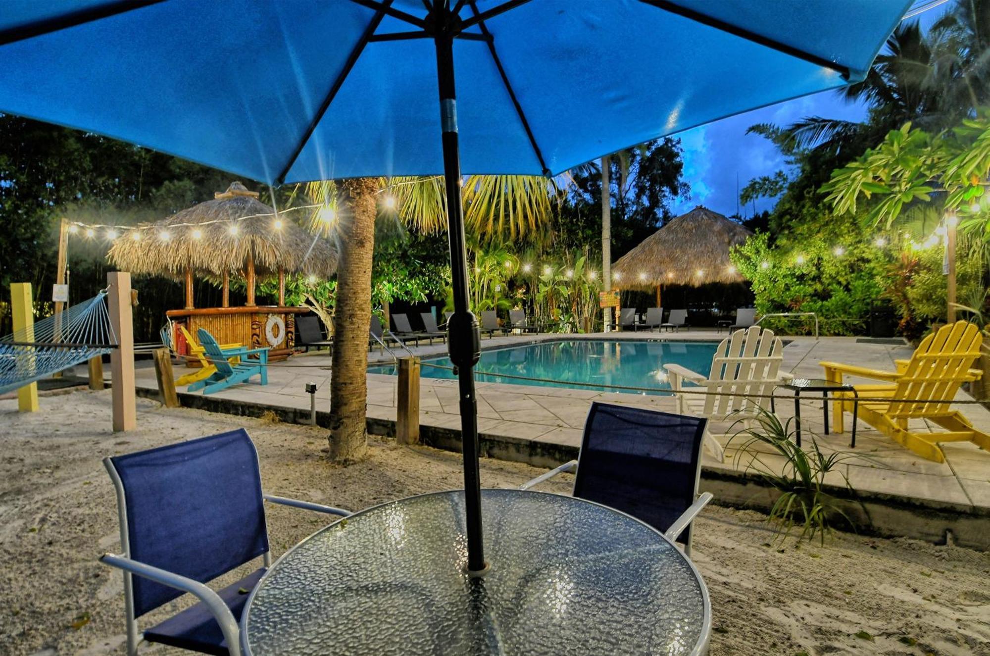 Siesta Key Palms Resort Point O'Rocks Екстер'єр фото