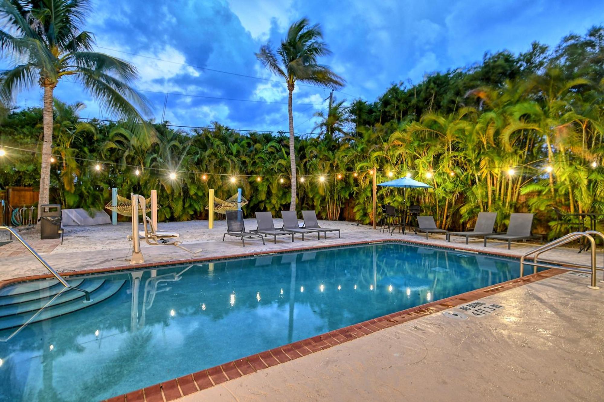 Siesta Key Palms Resort Point O'Rocks Екстер'єр фото