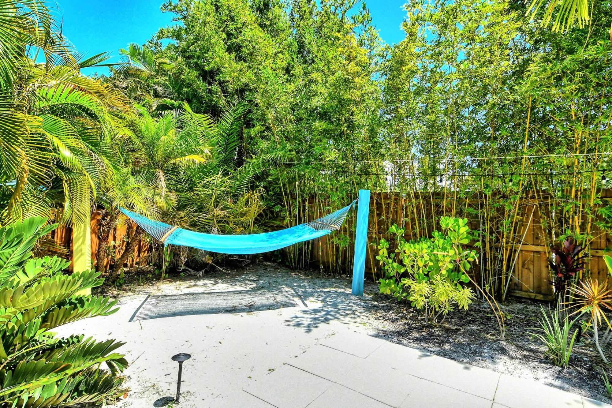 Siesta Key Palms Resort Point O'Rocks Екстер'єр фото